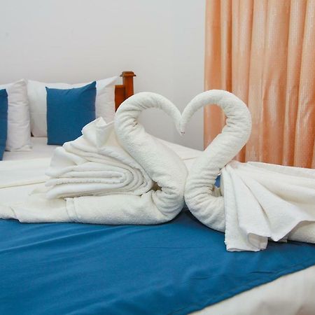 Hotel Sun Blue Trincomalee Dış mekan fotoğraf