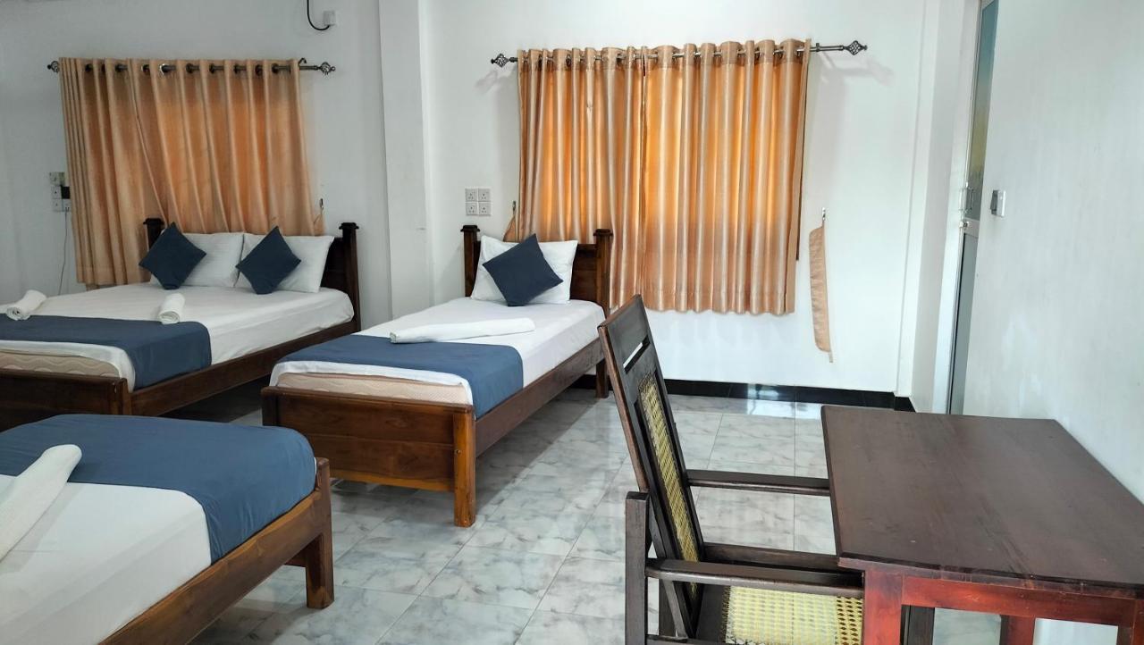 Hotel Sun Blue Uppuveli Dış mekan fotoğraf