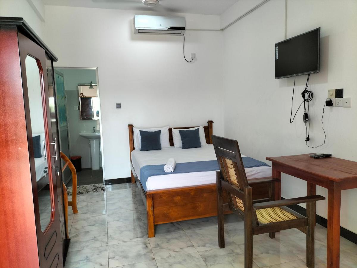 Hotel Sun Blue Uppuveli Dış mekan fotoğraf