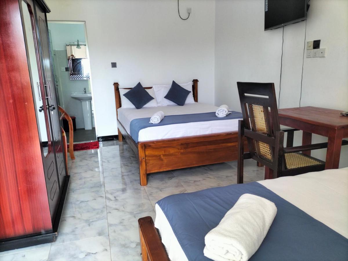 Hotel Sun Blue Uppuveli Dış mekan fotoğraf