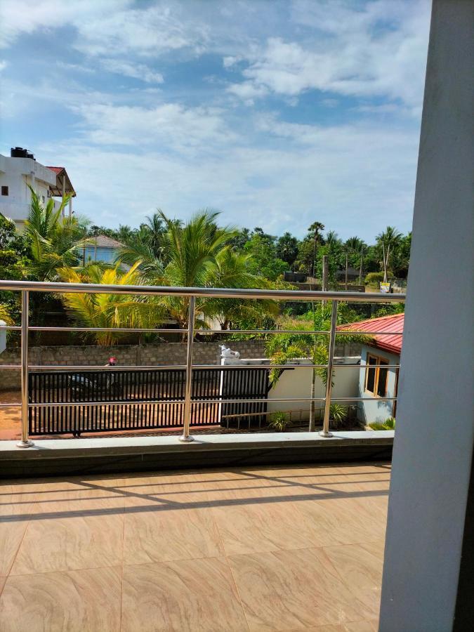 Hotel Sun Blue Trincomalee Dış mekan fotoğraf